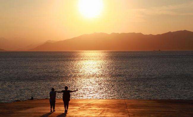 数字能量学不是算命,他是一种易学统计学的分析方法,可以通过简单的推算,分析出你的性格特点,发现自己的天才领域,发现自己的职业特长等等。