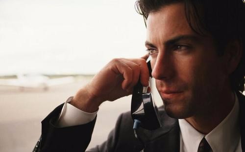 有人说,长期不换手机号码,只有一个号码,二十四小时开机者,是个相当值得信赖和可交之人。这种说法到底靠不靠谱呢?